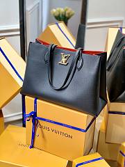 Kitlife Louis Vuitton LOCKME Handbag Black - M57345 – 42.0 x 28.0 x 15.0 cm - 1