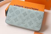 Kitlife Louis Vuitton Zippy Wallet Mahina Blue Leather – M58429 – 19x10cm - 2