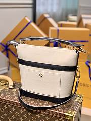 Kitlife Louis Vuitton Cruiser Small Handbag White – M57934 – 25 x 22.5 x 13 cm - 2