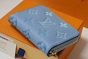 Kitlife Louis Vuitton Zipper Coin Purse Gradient Blue Monogram Empreinte Leather – M80408 – 11 x 8.5 x 2 cm - 2