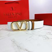 Kitlife Valentino Belt Reversible V Logo Signature Belt In Grainy Calfskin White/Brown – 4 cm - 6