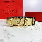 Kitlife Valentino Belt Reversible V Logo Signature Belt In Grainy Calfskin Golden/Black – 4 cm - 5