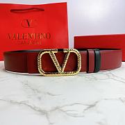 Kitlife Valentino Belt Reversible V Logo Signature Belt In Grainy Calfskin Burgundy/Black – 4 cm - 1