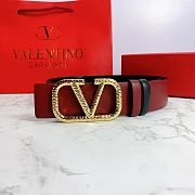 Kitlife Valentino Belt Reversible V Logo Signature Belt In Grainy Calfskin Burgundy/Black – 4 cm - 5