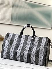 Kitlife Louis Vuitton Keepall Monogram Silver Stripe Grey/Black (with shoulder strap) - M40567 - 50 x 29 x 22 cm - 5