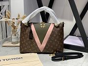 Kitlife Louis Vuitton V Tote MM Handbag Gram Color - M44798 - 36.0 x 27.0 x 16.0 cm - 1