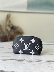 Kitlife Louis Vuitton Black Silk-Screen Cosmetic Bag - M59086 – 17x12x6 cm - 1