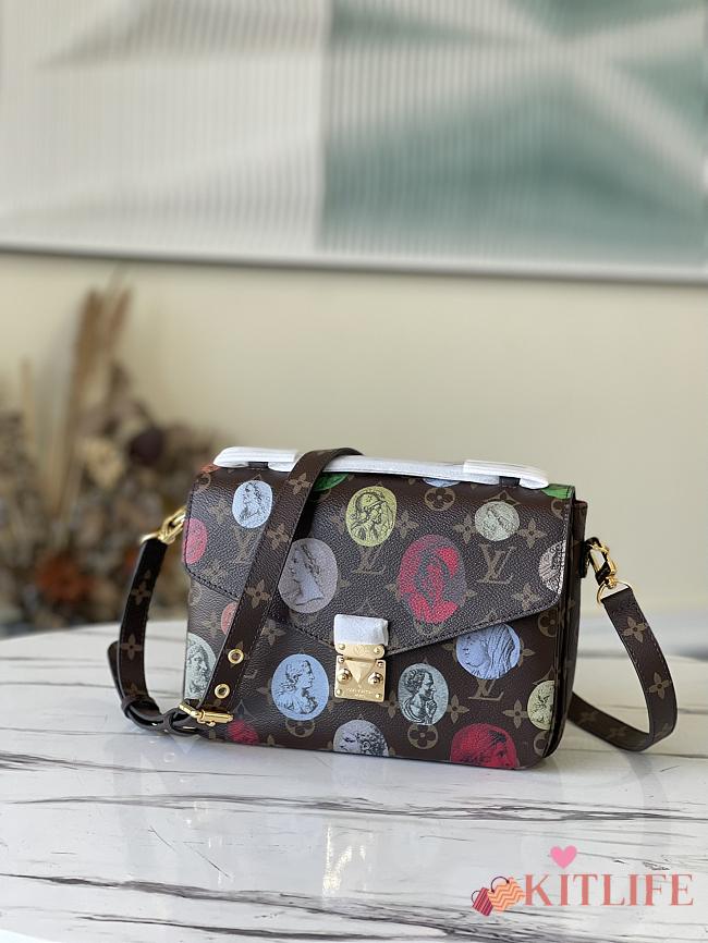 Kitlife Louis Vuitton Pochette Métis Colorful Cameo Prints - M59257 – 25 x 19 x 7 cm - 1