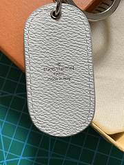 Kitlife Louis Vuitton Key Holder Military Tab White - M67778  - 4