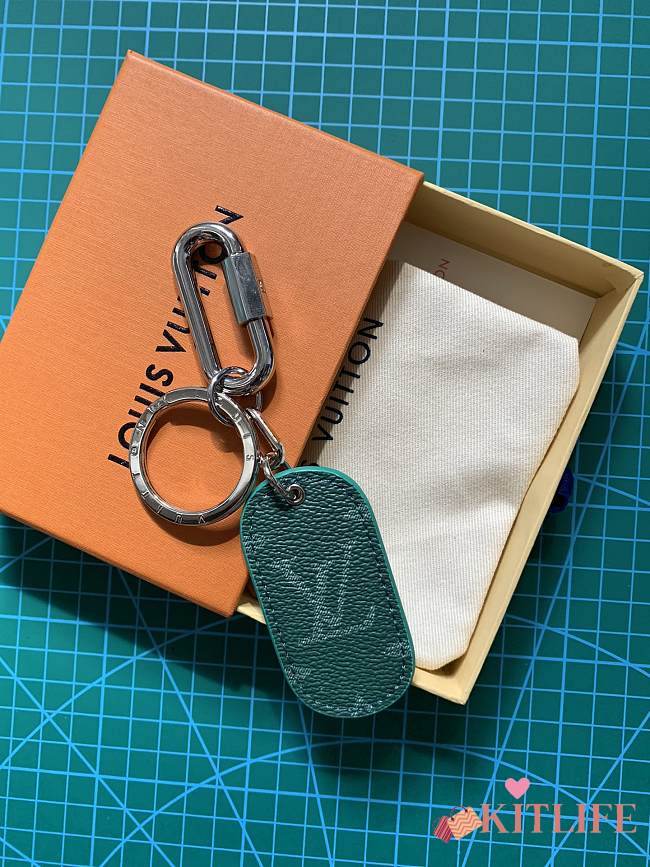 Kitlife Louis Vuitton Key Holder Military Tab Green - M67778  - 1
