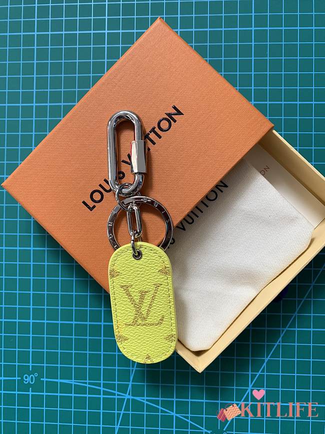 Kitlife Louis Vuitton Key Holder Military Tab Neon - M67778  - 1