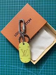 Kitlife Louis Vuitton Key Holder Military Tab Neon - M67778  - 1