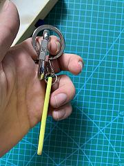 Kitlife Louis Vuitton Key Holder Military Tab Neon - M67778  - 5