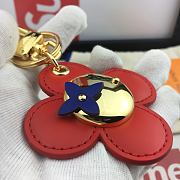 Kitlife Louis Vuitton Key Holder and Bag Charm Small Sun Flower - M67299 - 3