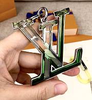Kitlife Louis Vuitton Key Holder and Bag Charm Plexi Gradient Green/Yellow - 4
