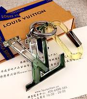 Kitlife Louis Vuitton Key Holder and Bag Charm Plexi Gradient Green/Yellow - 3