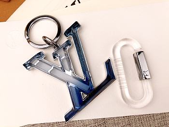 Kitlife Louis Vuitton Key Holder and Bag Charm Plexi Gradient Blue