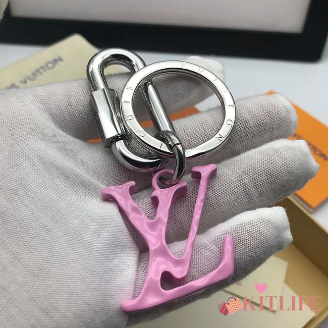 Kitlife Louis Vuitton Key Holder and Bag Charm L-shaped buckle Pink - MP2364 - 1