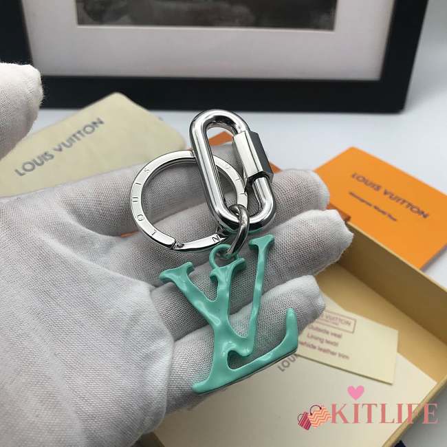 Kitlife Louis Vuitton Key Holder and Bag Charm L-shaped buckle Mint - MP2364 - 1