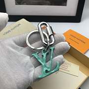 Kitlife Louis Vuitton Key Holder and Bag Charm L-shaped buckle Mint - MP2364 - 1