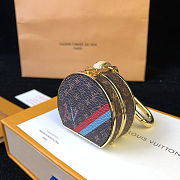 Kitlife Louis Vuitton Key Holder and Bag Charm Boite Chapeau - M63089 - 1