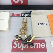 Kitlife Louis Vuitton Key Holder and Bag Charm Twist Monogram Flower and LV Signature Black – M68197 - 1