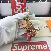 Kitlife Louis Vuitton Key Holder and Bag Charm Fleur De MNG Do Rose Red – M67119 - 4
