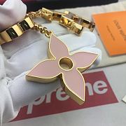 Kitlife Louis Vuitton Key Holder and Bag Charm Fleur De MNG Do Powder – M67119 - 4