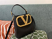 Kitlife Valentino V Logo Bucket Bag Black – 1122 - 20x19x12cm - 1