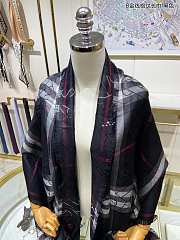 Kitlife Burberry Scarf B Gold Line Plaid Black – 70x220cm - 4