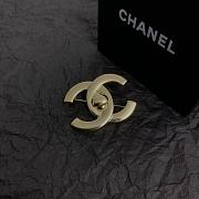 Kitlife Chanel Middle Age Double C Brooch Gold 02 - 1