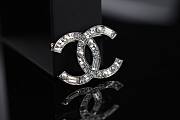 Kitlife Chanel Pearl Spacer Diamond Brooch  - 3