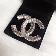 Kitlife Chanel Square Diamond Double C Brooch  - 6