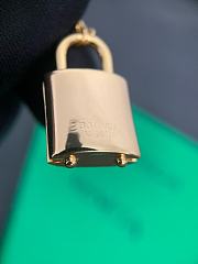 Kitlife Bottega Veneta Gold Metallic Lock Necklace - 2