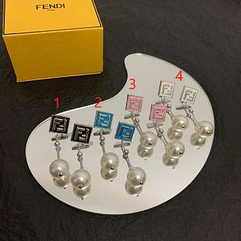 Kitlife Fendi Pearl Earrings