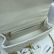 Kitlife Chanel Classic White Embossed Calfskin Hand-held Wrists  – 20x14x7 cm - 5