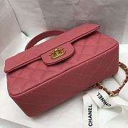 Kitlife Chanel Classic Pink Embossed Calfskin Hand-held Wrists  – 20x14x7 cm - 4