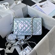 Kitlife Chanel Iridescent Flap Bag Pearlescent Light Blue  – 20cm - 5