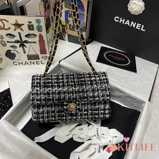 Kitlife Chanel Embroidered Tweed Classic Flap Bag Black/White – 25.5 cm - 1