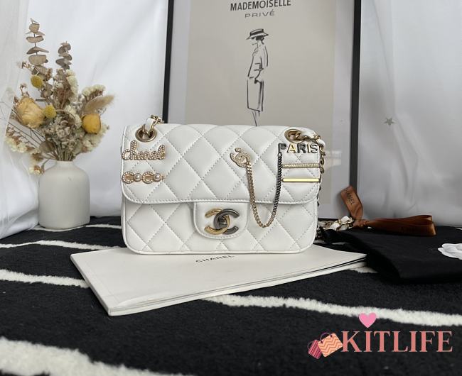 Kitlife Chanel Classic Letters and Bagde Sheepskin White – 23cm - 1