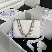 Kitlife Chanel Diamond Wool Fur Flap Bag White – AS2240 – 1.5x21.5x6.5 cm - 6
