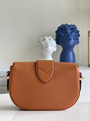 Kitlife Louis Vuitton Pont 9 Handbag Grained Calfskin Orange – M58968 – 25 x 17.5 x 8 cm - 5