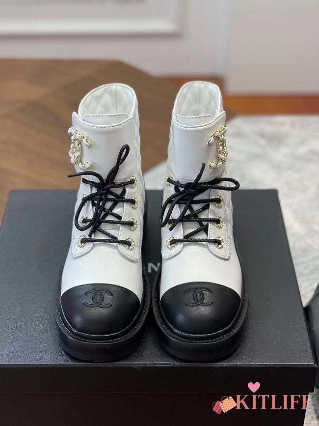Kitlife Chanel Quilted CC Lace Up Boots White | Size 35 - 40 - 1