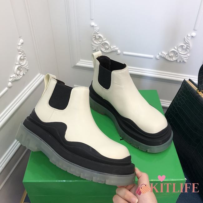 Kitlife Bottega Veneta Lug Chunky Sole Short Boots White  - 1