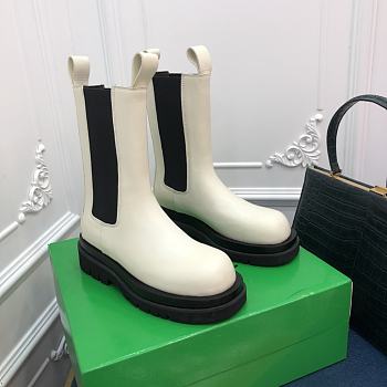 Kitlife Bottega Veneta Martin Lug Chunky Sole Boots White