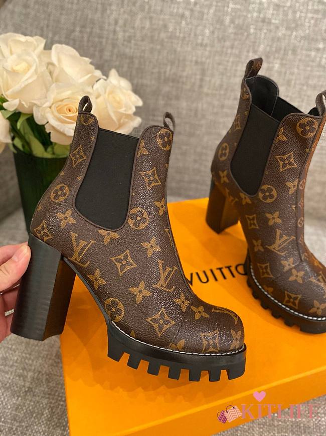 Kitlife Louis Vuitton Star Trail Ankle Boots 9cm in Monogram | Size 35 - 39 - 1