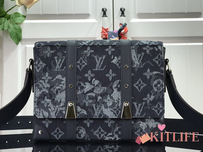 Kitlife Louis Vuitton Trunk Messenger Coated Canvas - 24 x 18 x 5.5 cm - 1