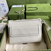 Kitlife Gucci GG Embossed Messenger Bag In White Leather – 645093 – 29×22×9.5cm - 1