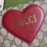 Kitlife Gucci Valentine's day chain card case wallet in beige and ebony GG Supreme – 648948 – 20x12.5x4 cm - 2