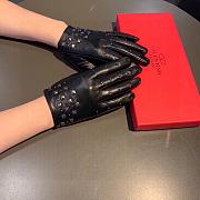 Kitlife Valentino Gloves Garavani Rockstub Sheepskin Leather 01 - 2